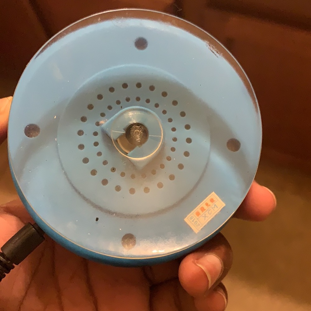 Bluetooth speaker - Picture 2 of 2